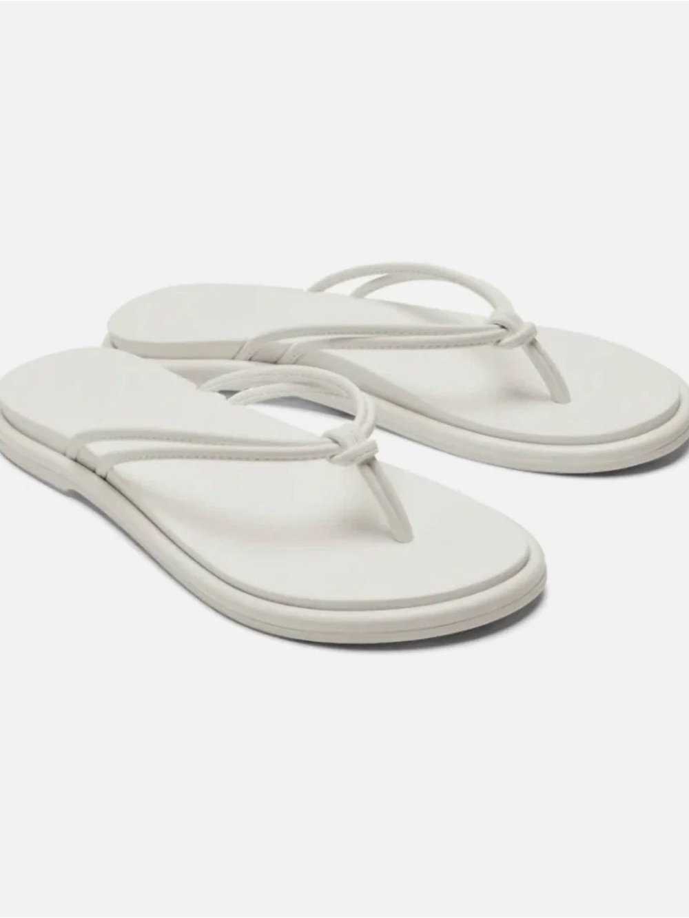 Women’s Olukai Aka White Thong Flip Flop Sandals